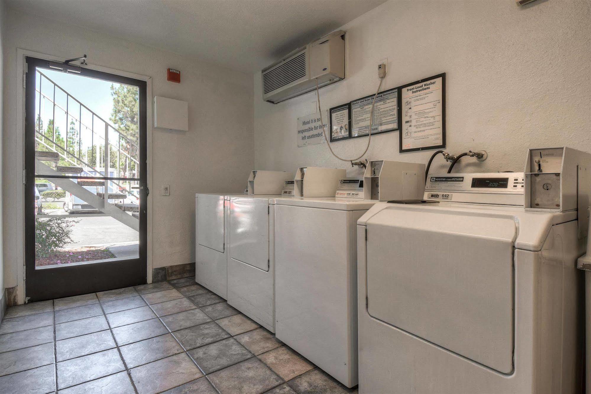 Motel 6-San Dimas, Ca - Los Angeles Kültér fotó